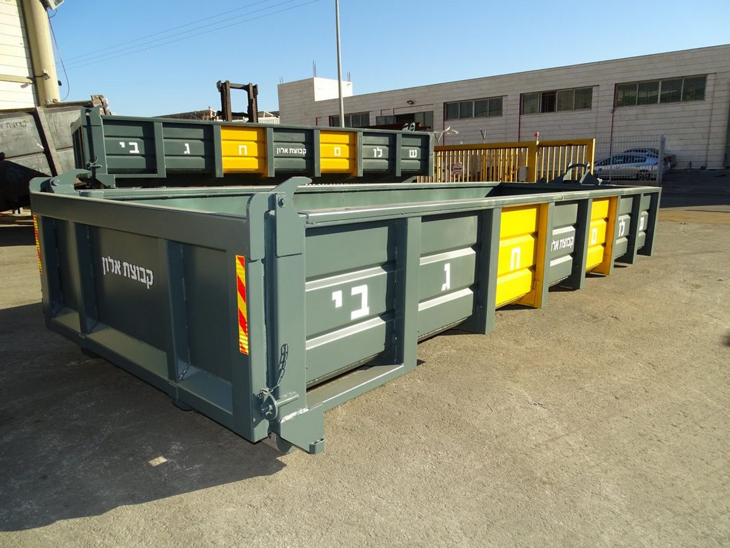 Hook System Containers for Agricultural Purposes